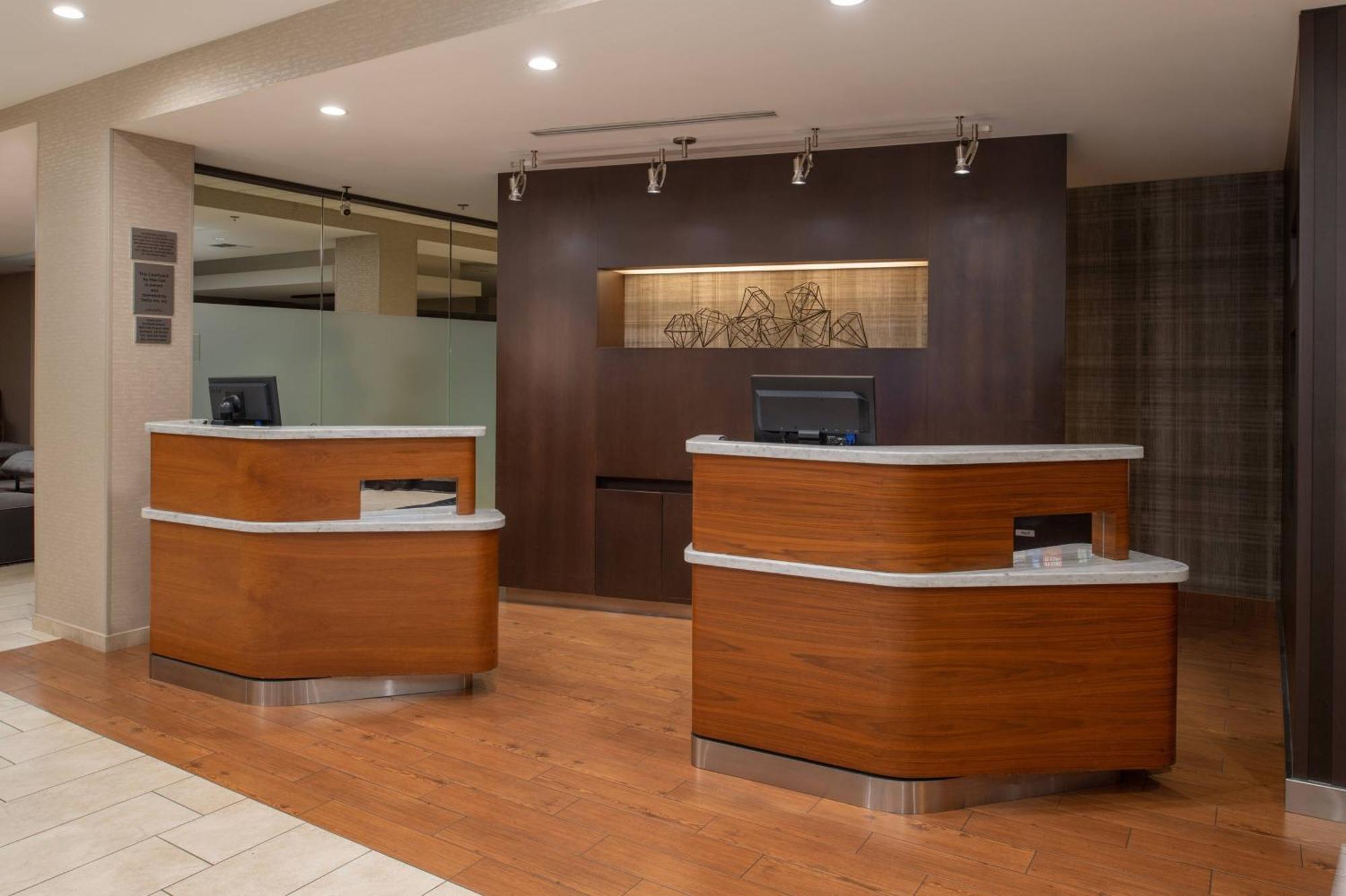 Courtyard By Marriott Portland Airport Hotell Eksteriør bilde