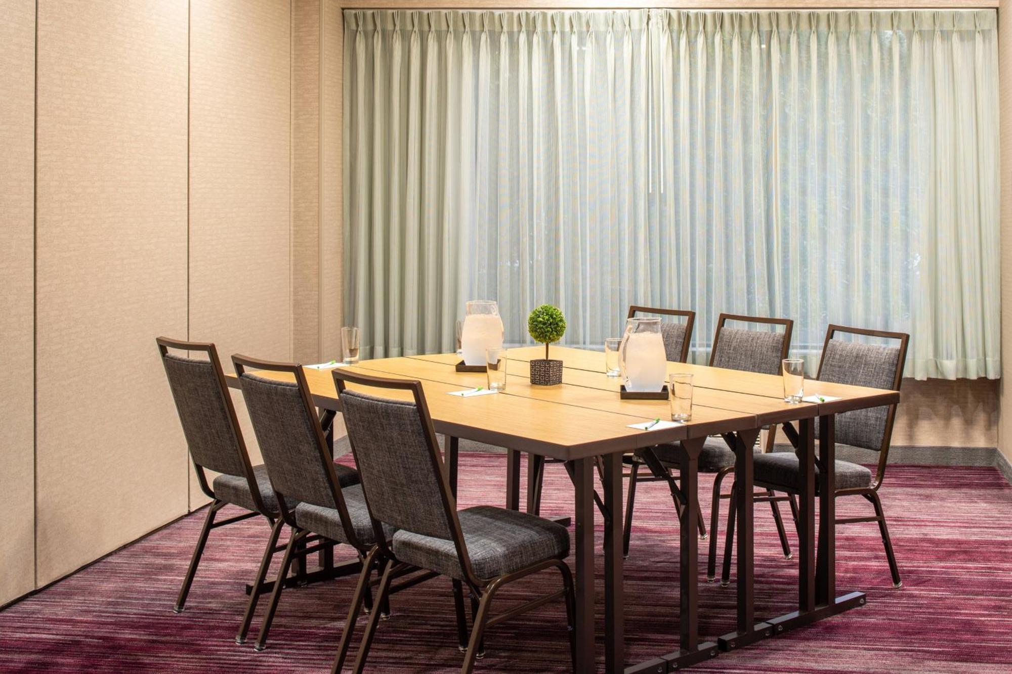 Courtyard By Marriott Portland Airport Hotell Eksteriør bilde