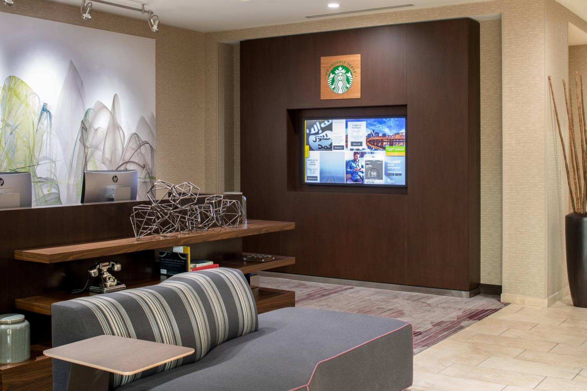 Courtyard By Marriott Portland Airport Hotell Eksteriør bilde