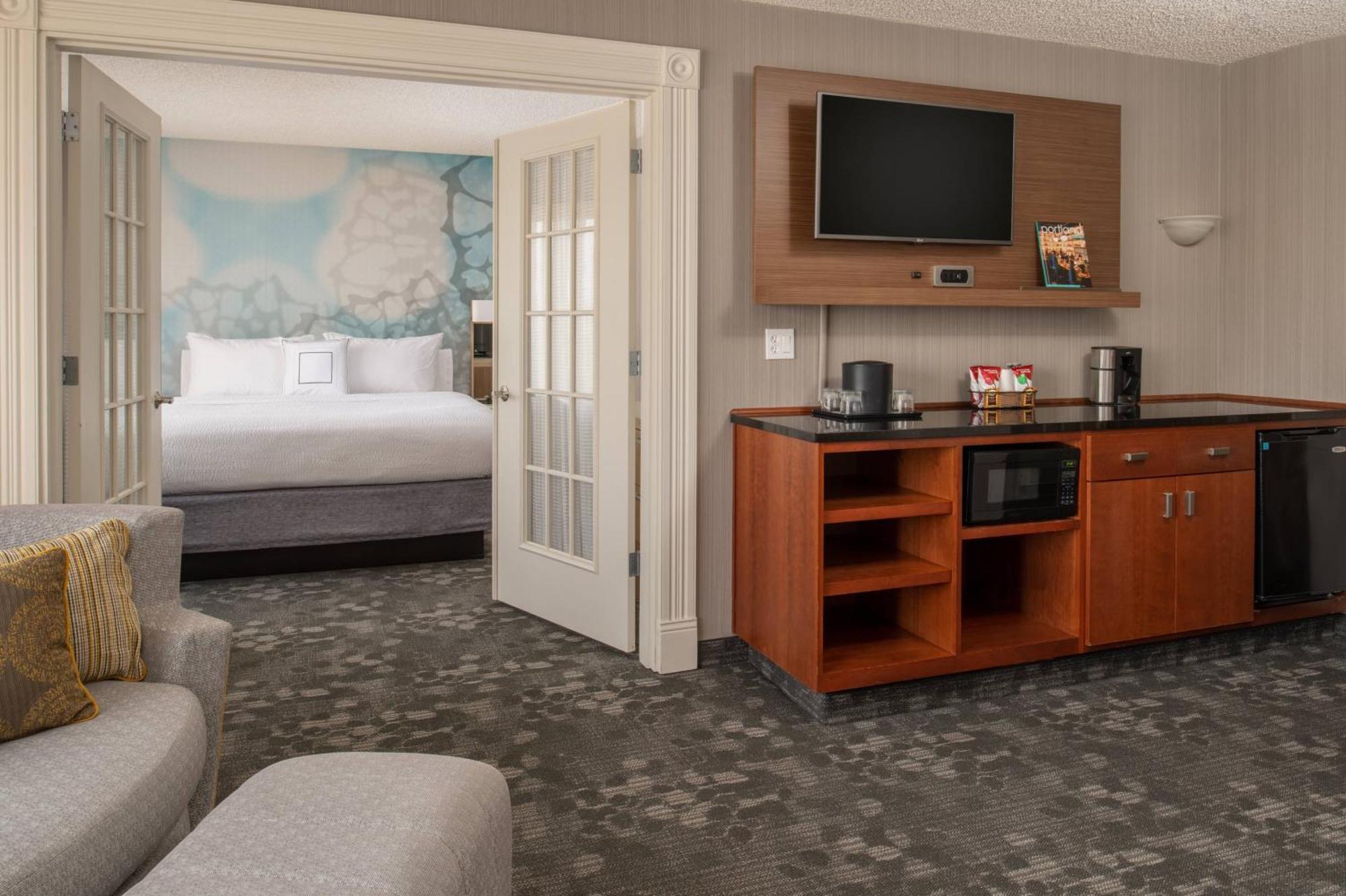 Courtyard By Marriott Portland Airport Hotell Eksteriør bilde