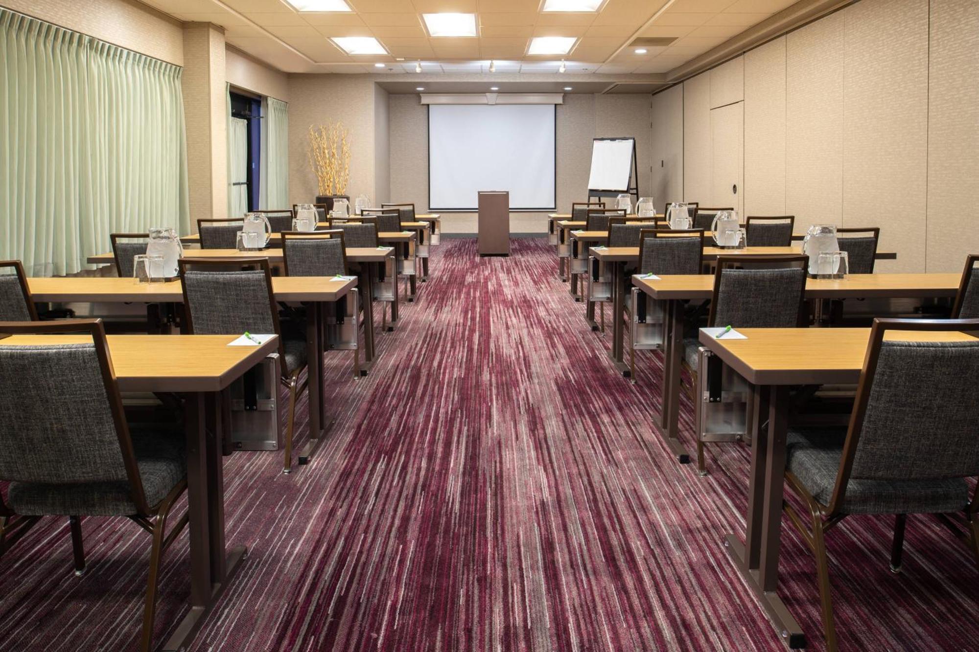 Courtyard By Marriott Portland Airport Hotell Eksteriør bilde
